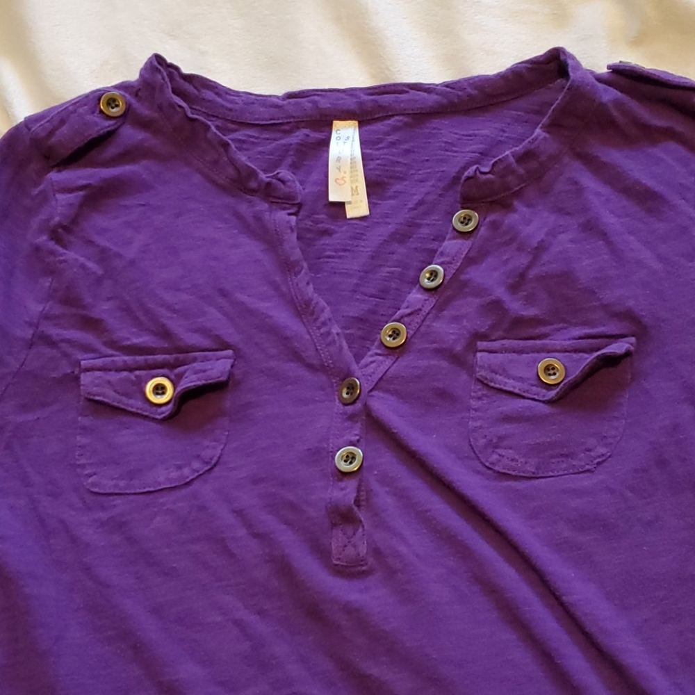 Color Story top ๐ - Picture 2 of 5